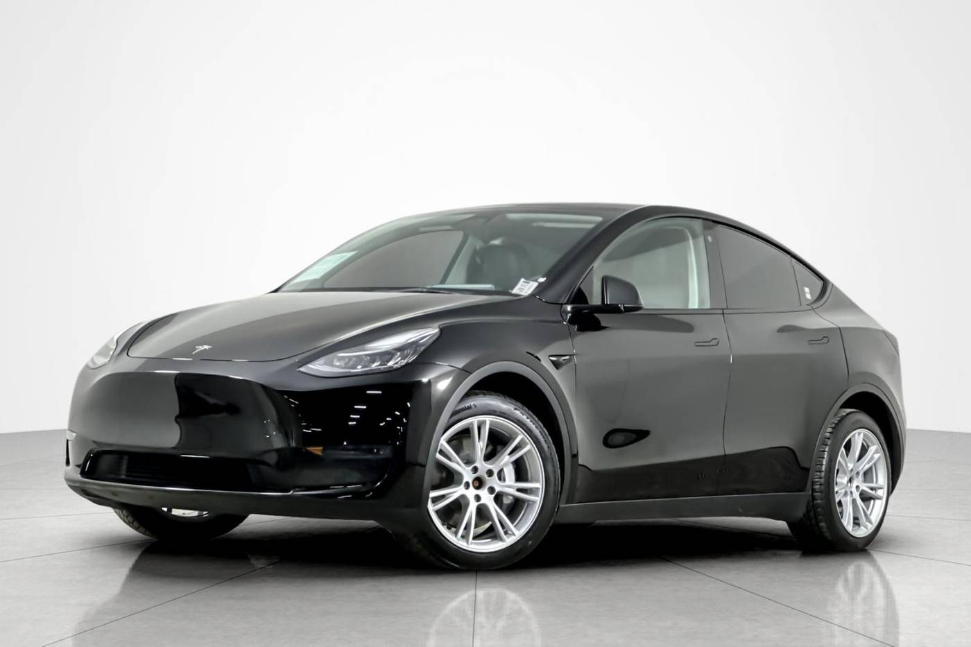 2023 Tesla Model Y Long Range — SUV — 45,751 mi — Beverly Hills, CA