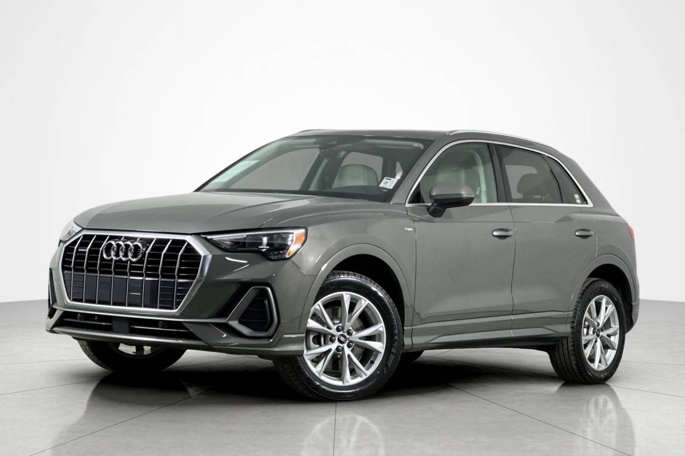 2022 Audi Q3 S line Premium — SUV — 20,788 mi — Beverly Hills, CA