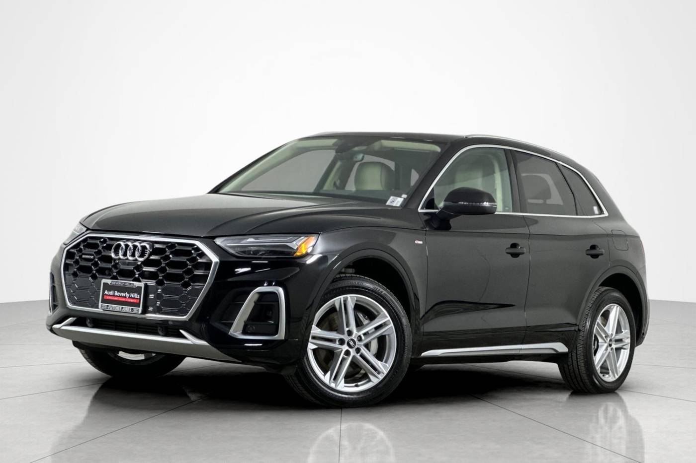 2022 Audi Q5 Plug-In Hybrid e Premium Plus — SUV — 27,808 mi — Beverly Hills, CA
