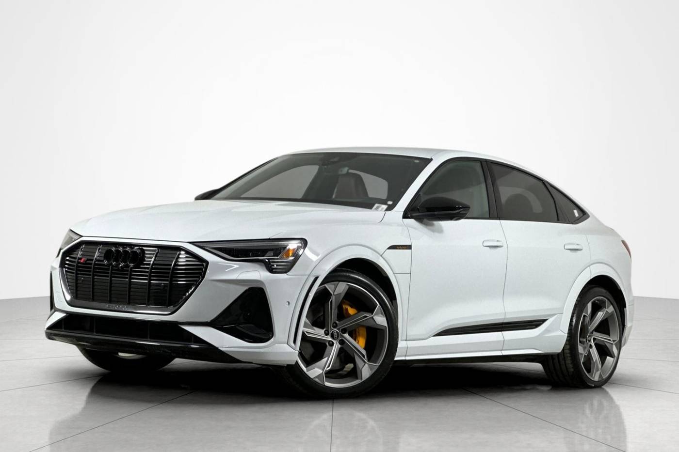 2023 Audi e-tron S Prestige — SUV — 11,325 mi — Beverly Hills, CA