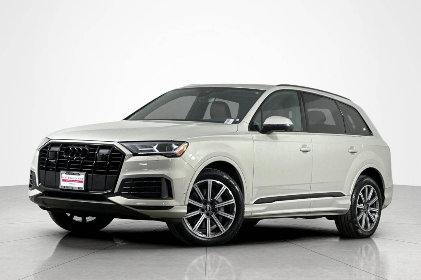 2022 Audi Q7 Premium Plus — SUV — 13,634 mi — Beverly Hills, CA