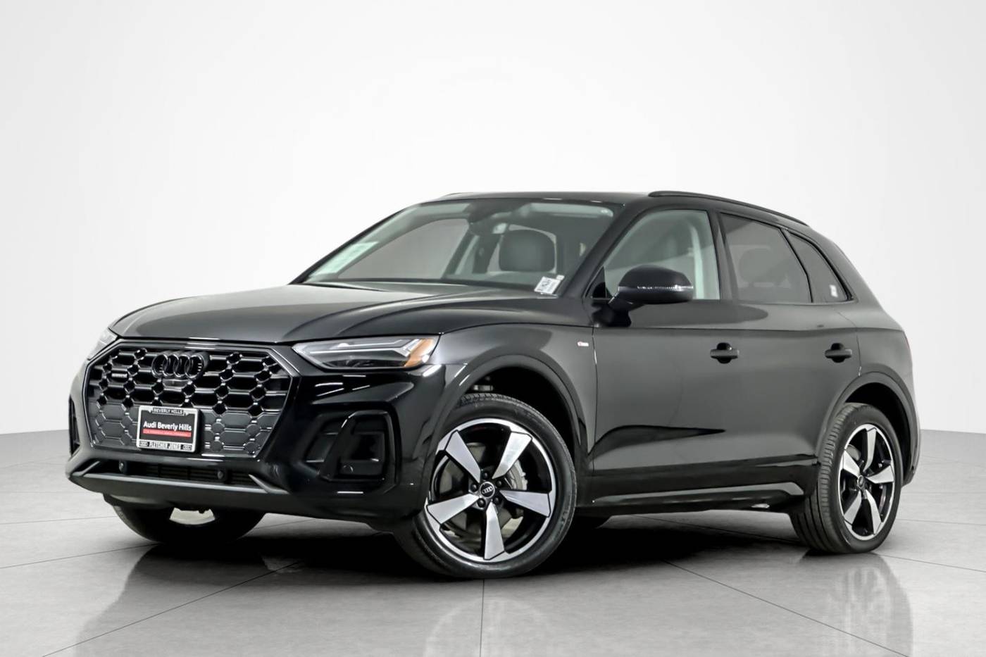 2023 Audi Q5 Premium Plus — SUV — 17,495 mi — Beverly Hills, CA