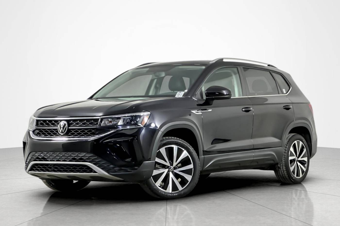 2022 Volkswagen Taos SE — SUV — 21,438 mi — Beverly Hills, CA
