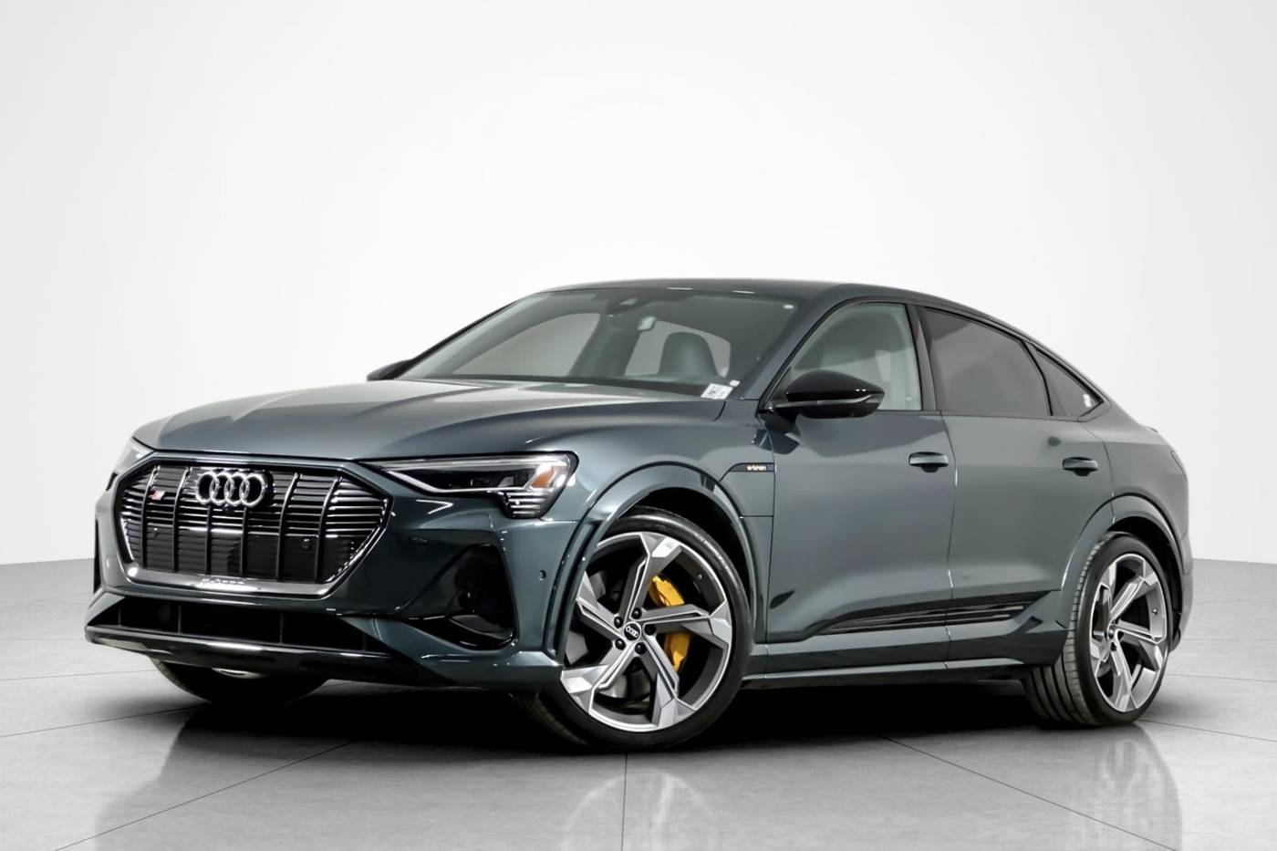 2023 Audi e-tron S Prestige — SUV — 17,708 mi — Beverly Hills, CA