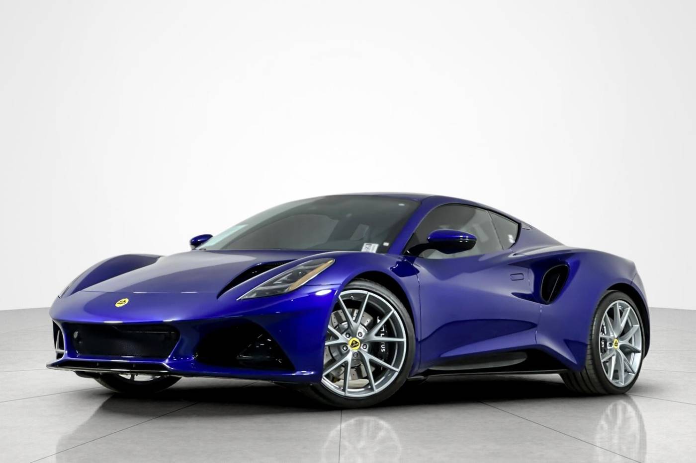 2024 Lotus Emira