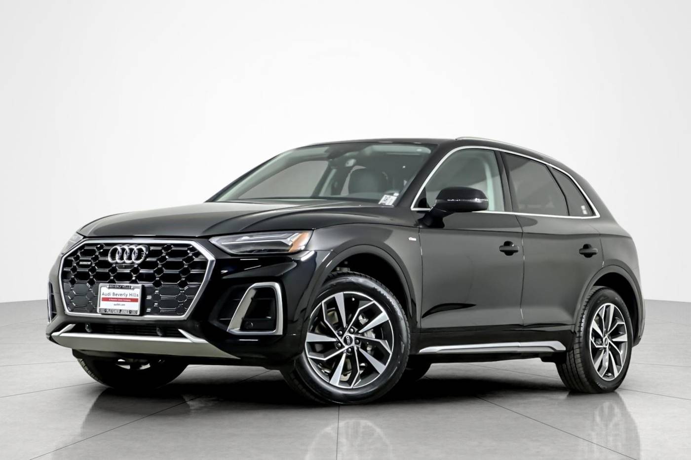 2022 Audi Q5 Premium Plus — SUV — 17,927 mi — Beverly Hills, CA