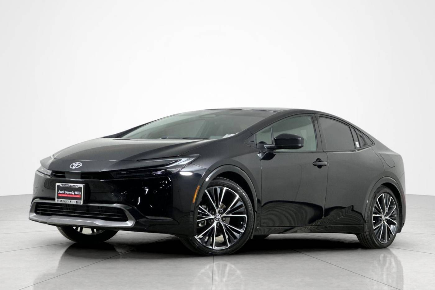 2024 Toyota Prius XLE — Hatchback — 5,314 mi — Beverly Hills, CA