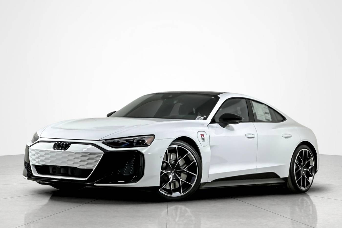 2025 Audi RS e-tron GT performance quattro