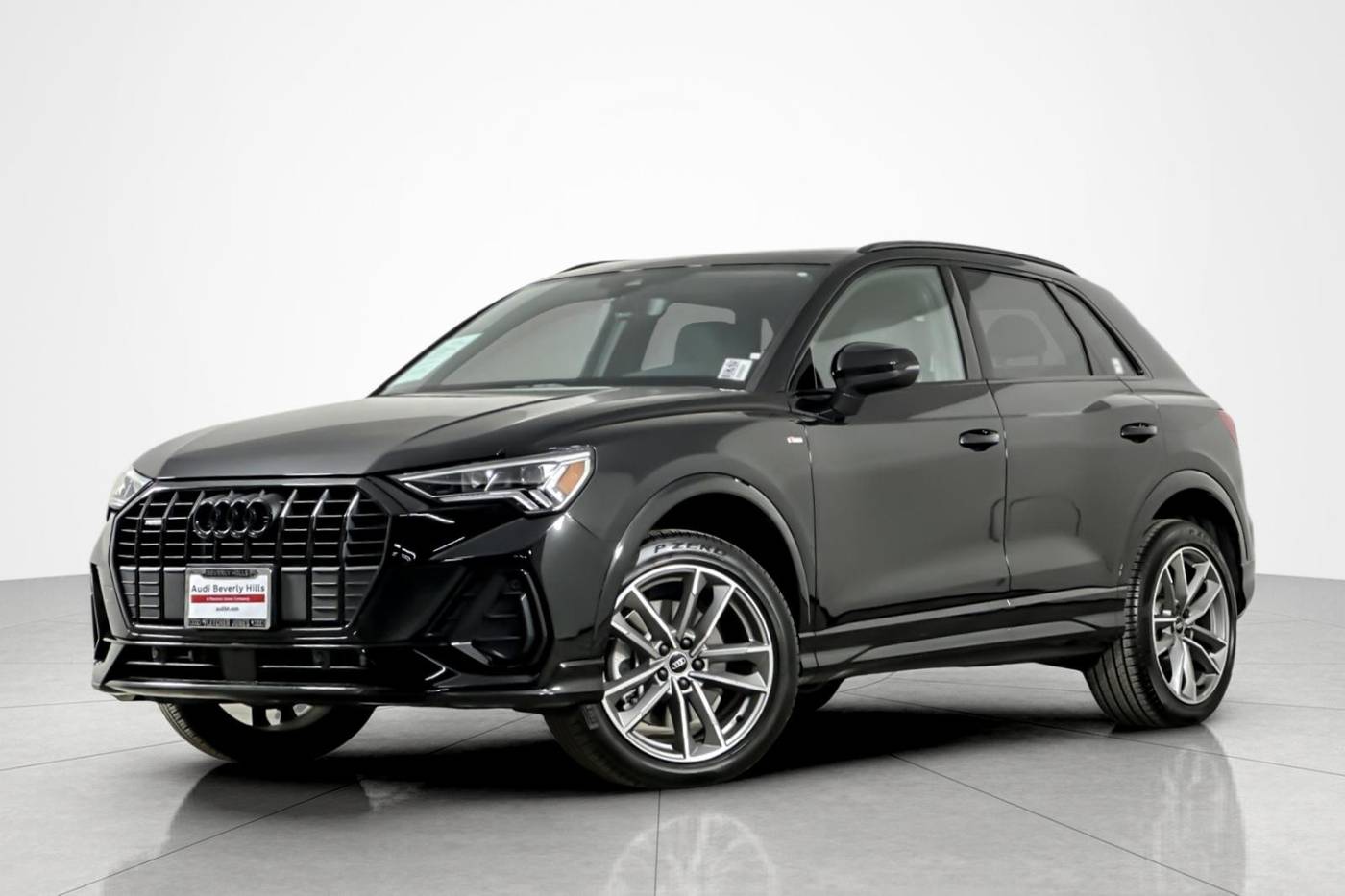 2025 Audi Q3 S line Premium — SUV — 5,717 mi — Beverly Hills, CA