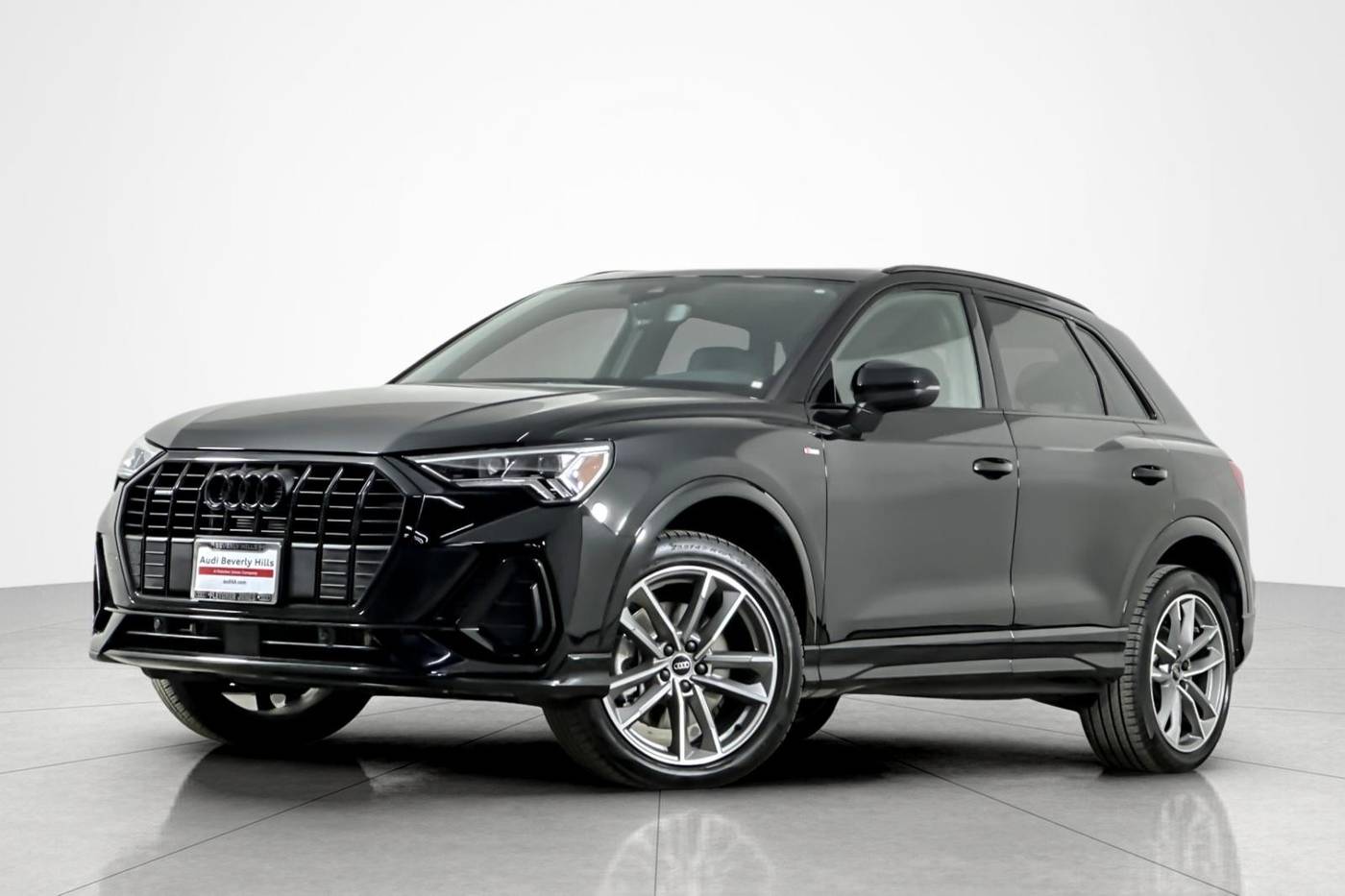 2025 Audi Q3 S line Premium — SUV — 6,688 mi — Beverly Hills, CA