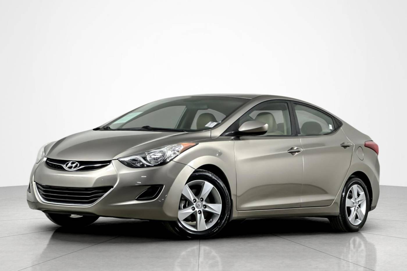 2013 Hyundai Elantra GLS — Sedan — 37,336 mi — Beverly Hills, CA