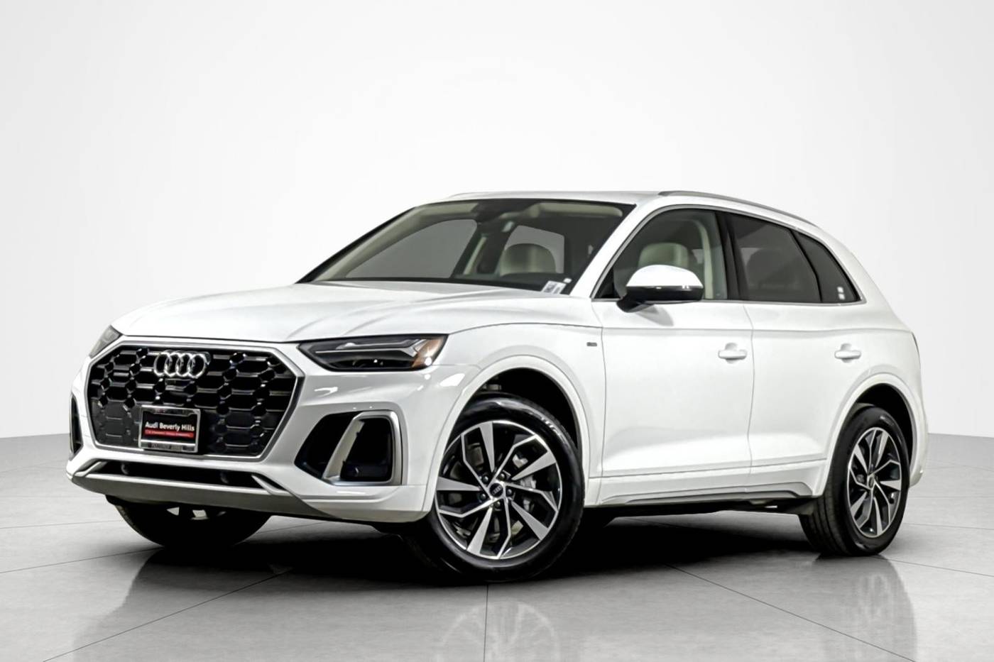 2022 Audi Q5 Premium Plus — SUV — 13,016 mi — Beverly Hills, CA