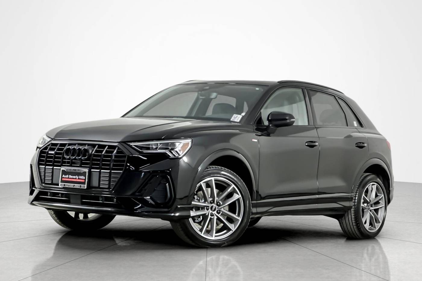 2025 Audi Q3 S line Premium — SUV — 7,083 mi — Beverly Hills, CA