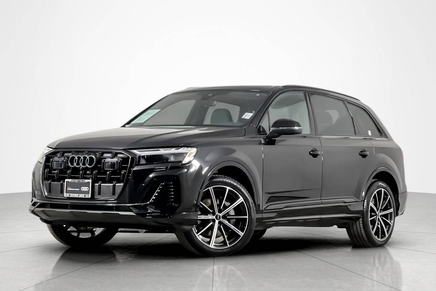 2025 Audi Q7 Premium Plus — SUV — 9,100 mi — Beverly Hills, CA