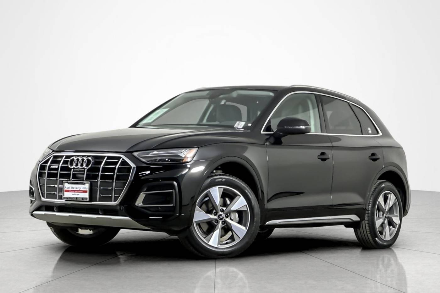 2023 Audi Q5 Premium Plus — SUV — 18,994 mi — Beverly Hills, CA