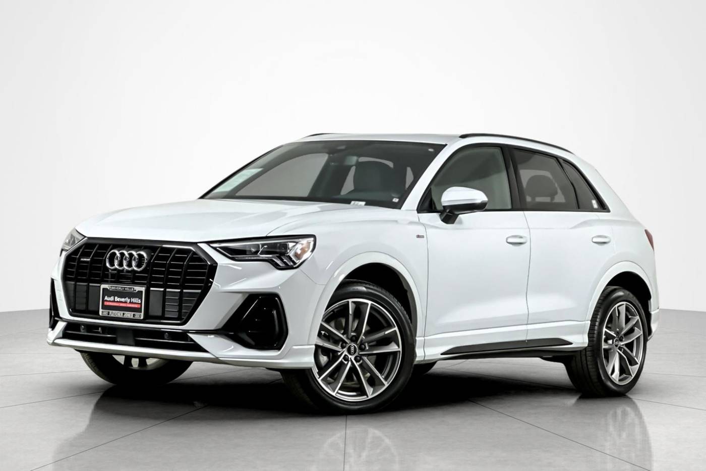 2024 Audi Q3 S line Premium Plus — SUV — 3,289 mi — Beverly Hills, CA