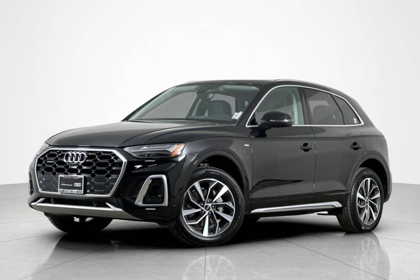 2024 Audi Q5 Premium Plus — SUV — 8,690 mi — Beverly Hills, CA