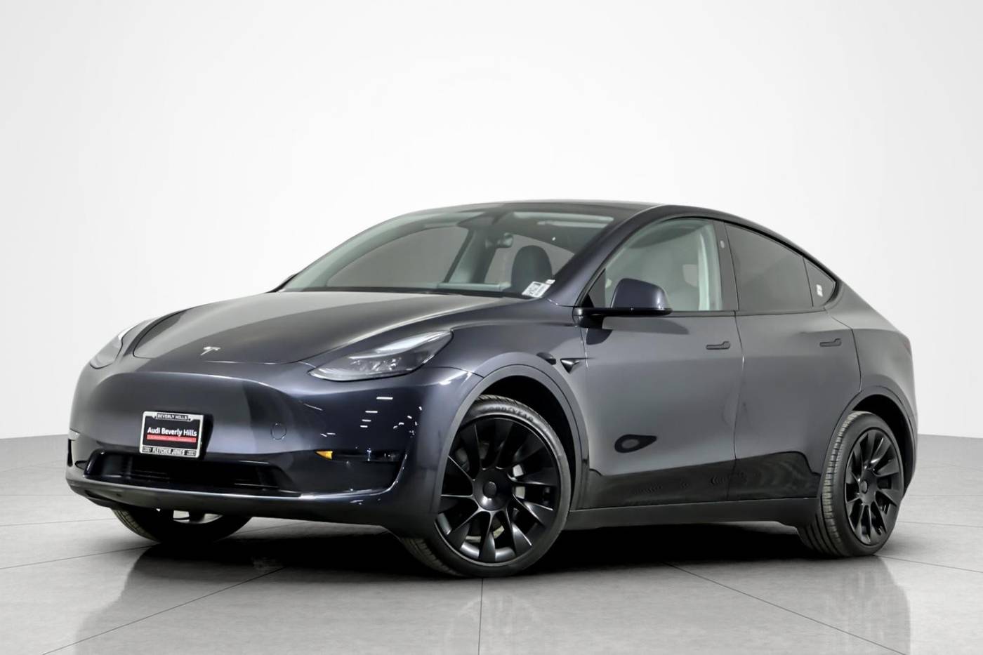 2024 Tesla Model Y Long Range — SUV — 3,791 mi — Beverly Hills, CA