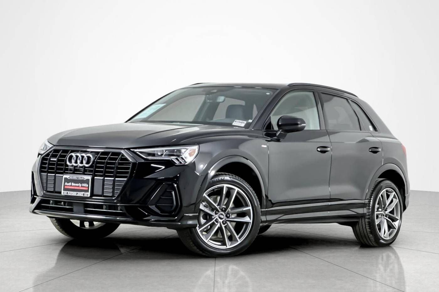 2024 Audi Q3 S line Premium Plus — SUV — 3,614 mi — Beverly Hills, CA