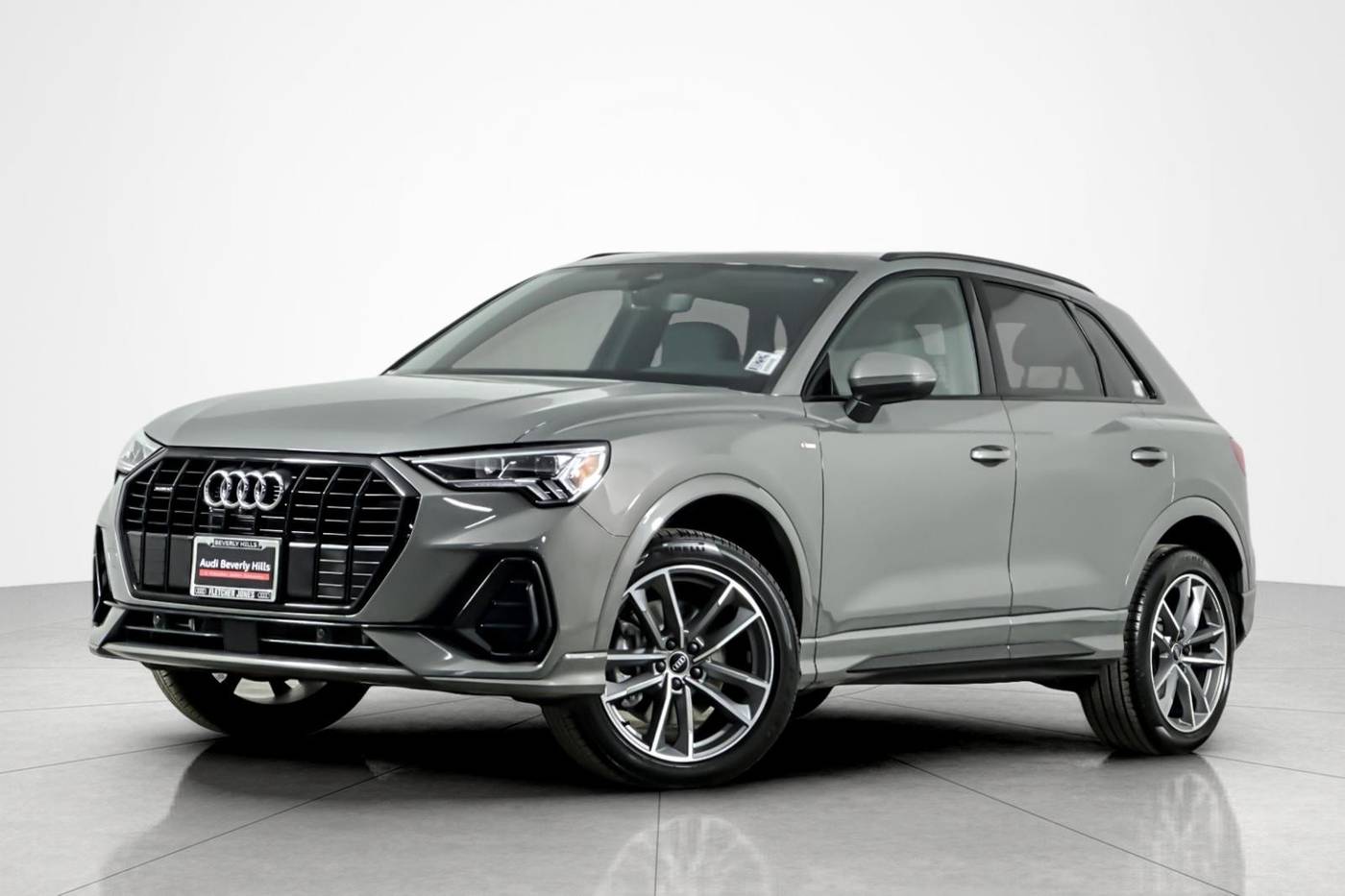 2024 Audi Q3 S line Premium Plus — SUV — 3,335 mi — Beverly Hills, CA