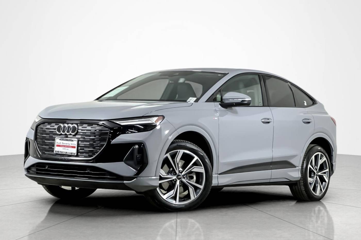 2024 Audi Q4 e-tron Premium — SUV — 7,344 mi — Beverly Hills, CA