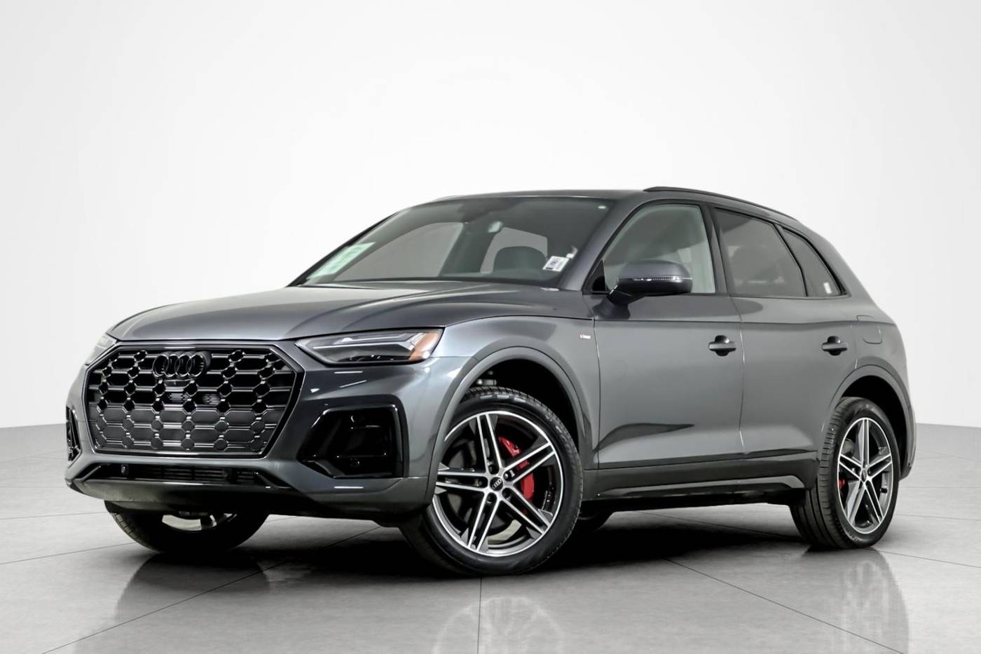 2024 Audi Q5 Plug-In Hybrid e Premium Plus — SUV — 9,612 mi — Beverly Hills, CA