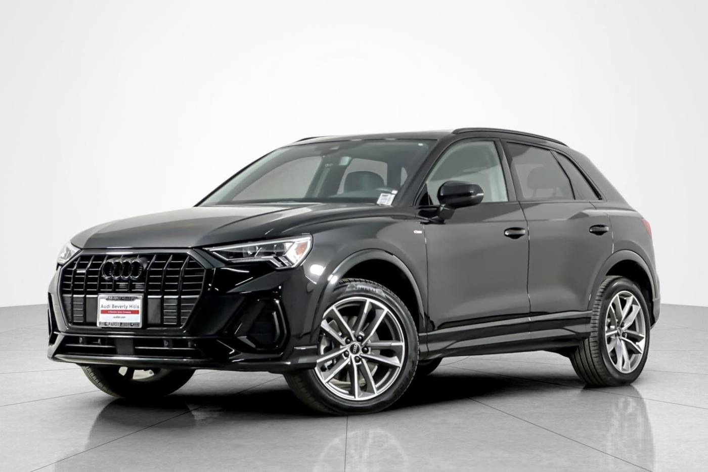 2025 Audi Q3 S line Premium — SUV — 4,795 mi — Beverly Hills, CA