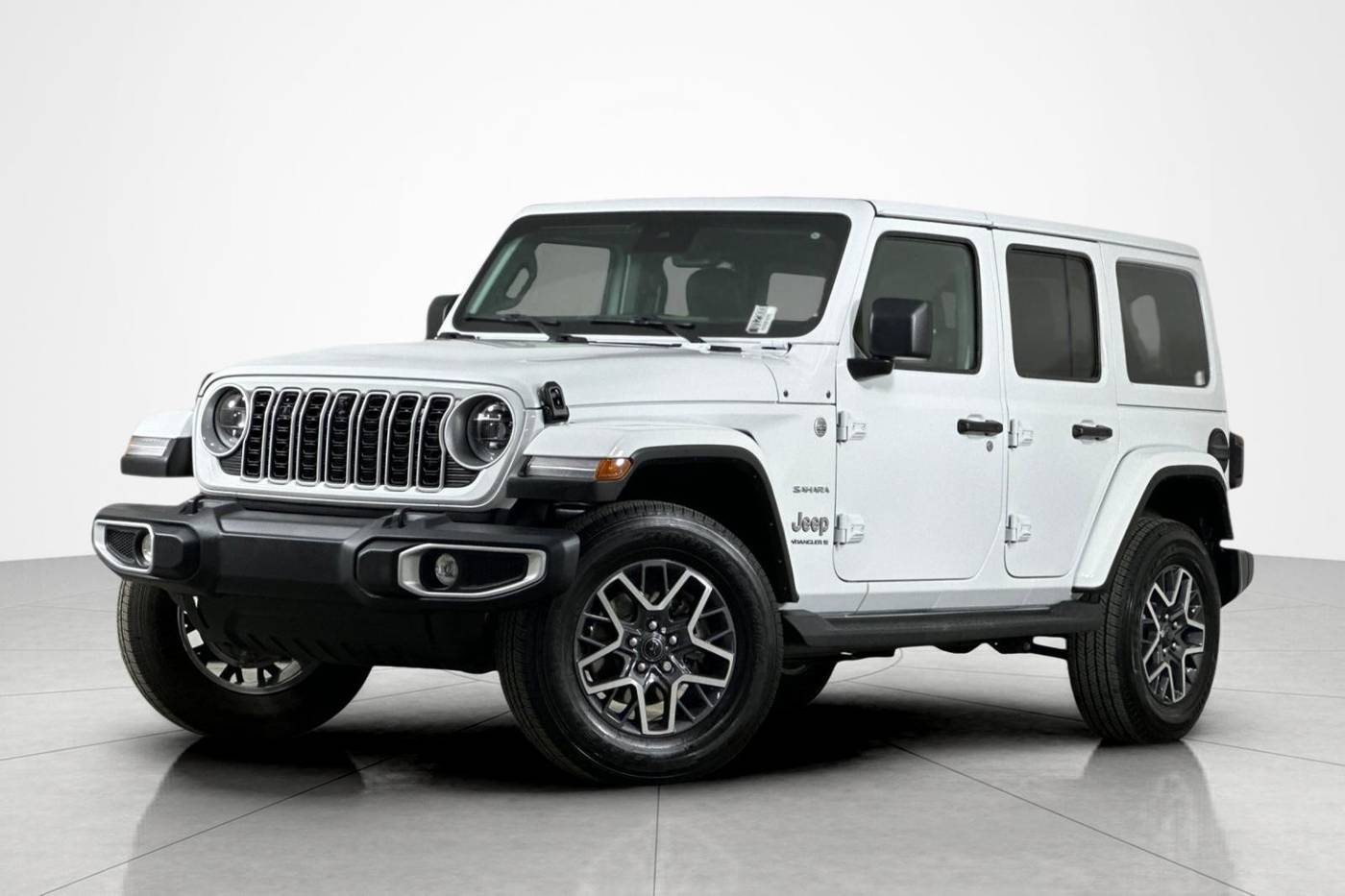 2024 Jeep Wrangler Sahara — SUV — 7,849 mi — Beverly Hills, CA