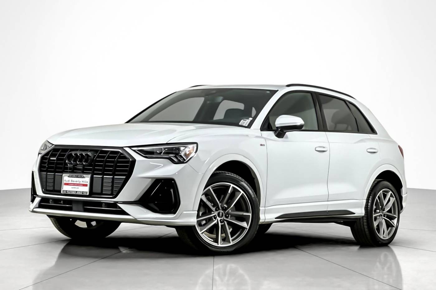 2025 Audi Q3 S line Premium — SUV — 6,130 mi — Beverly Hills, CA