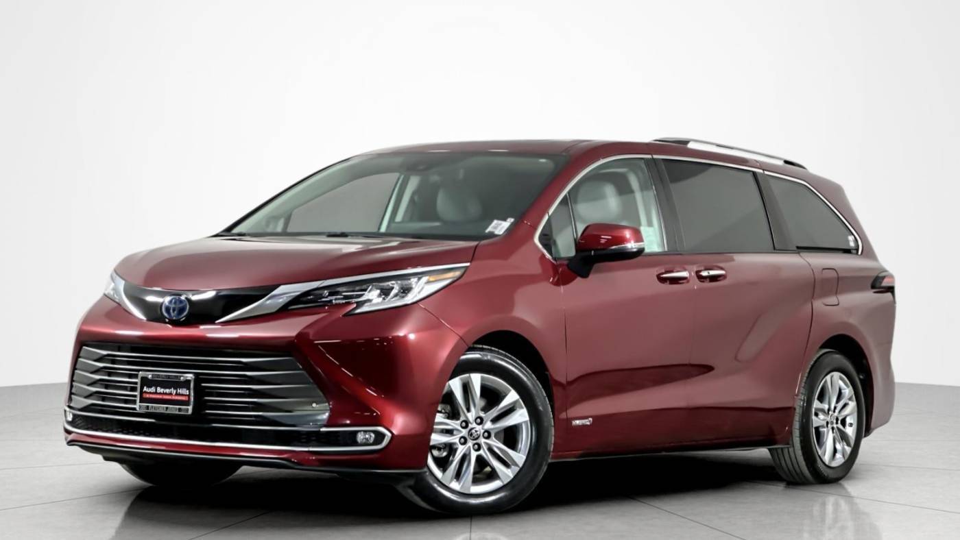 2021 Toyota Sienna Limited — Minivan — 24,403 mi — Beverly Hills, CA