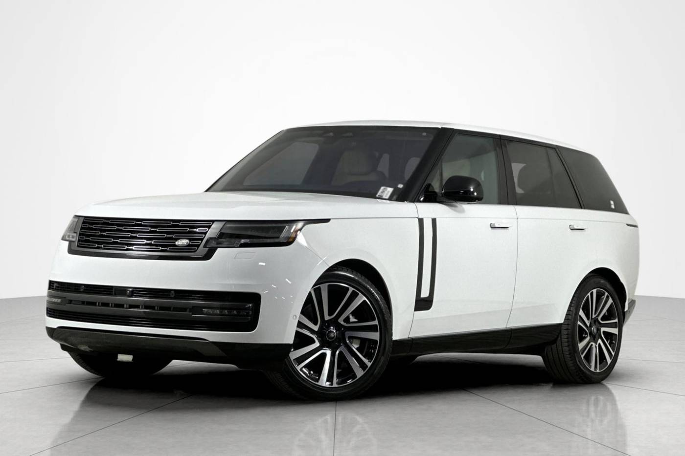 2023 Land Rover Range Rover SE — SUV — 16,641 mi — Beverly Hills, CA