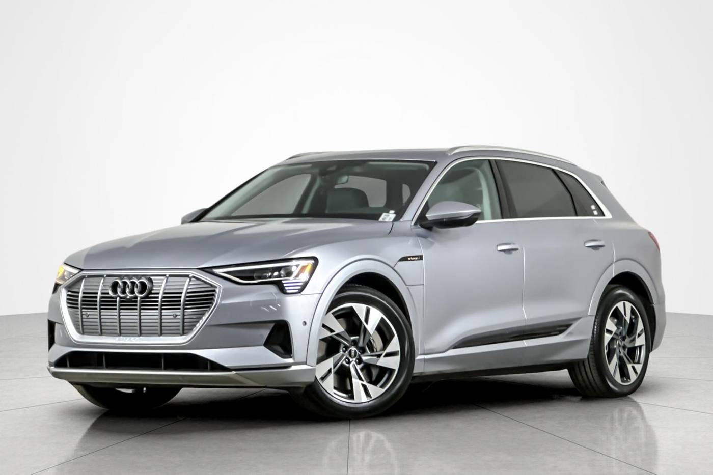 2022 Audi e-tron Premium Plus — SUV — 29,358 mi — Beverly Hills, CA