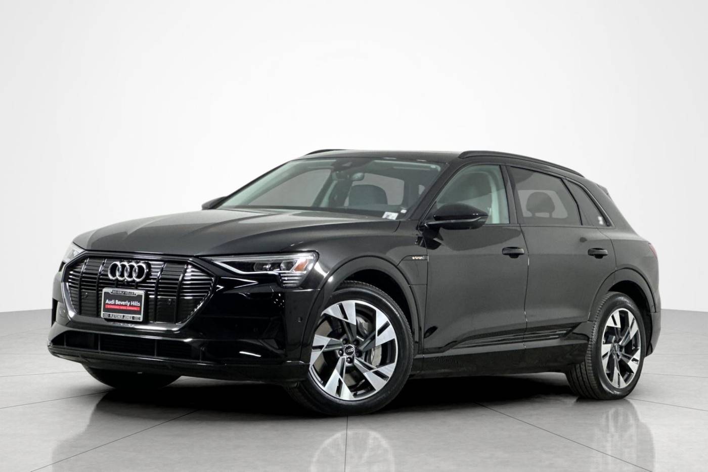 2021 Audi e-tron Premium — SUV — 32,599 mi — Beverly Hills, CA