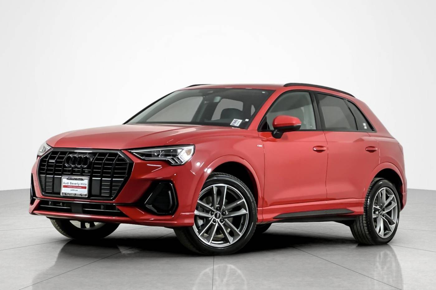 2024 Audi Q3 S line Premium — SUV — 4,523 mi — Beverly Hills, CA