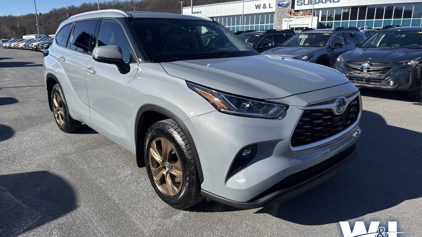 2022 Toyota Highlander Hybrid Bronze Edition — SUV — 57,569 mi — Northumberland, PA