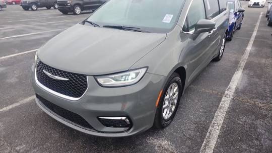 2022 Chrysler Pacifica Touring L — Minivan — 76,952 mi — Warner Robins, GA