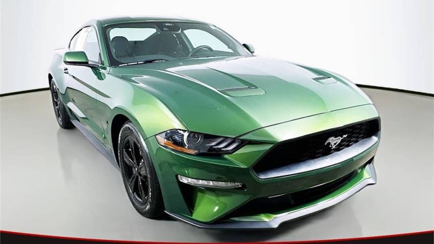 2022 Ford Mustang EcoBoost