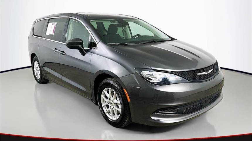 2023 Chrysler Voyager LX — Minivan — 67,800 mi — Summerville, SC