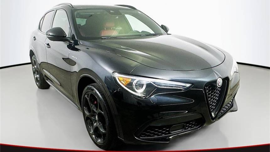 2023 Alfa Romeo Stelvio Veloce