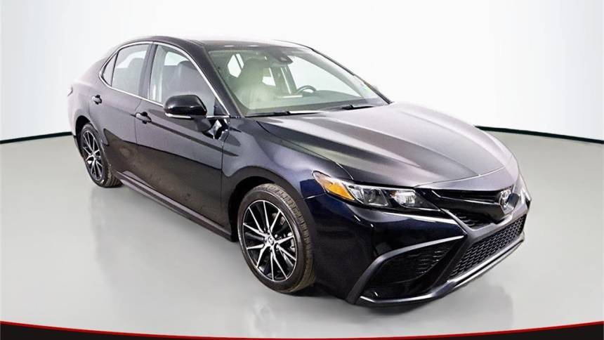 2023 Toyota Camry SE — Sedan — 43,869 mi — Summerville, SC