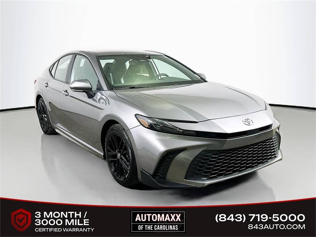 2025 Toyota Camry Hybrid SE — Sedan — 15,295 mi — Summerville, SC