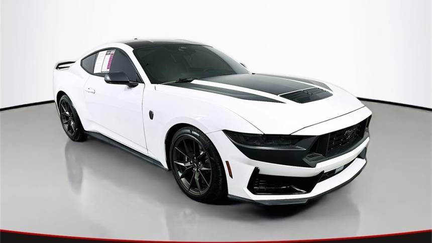 2024 Ford Mustang Dark Horse