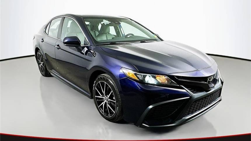2021 Toyota Camry SE — Sedan — 64,688 mi — Summerville, SC