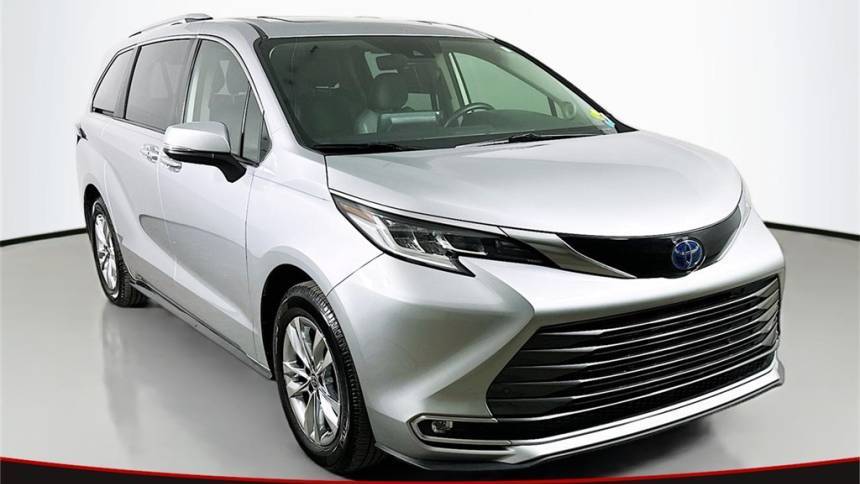2022 Toyota Sienna Limited — Minivan — 77,218 mi — Summerville, SC