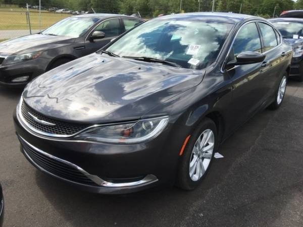 Used 2017 Chrysler 200 for Sale (with Photos) | U.S. News & World Report