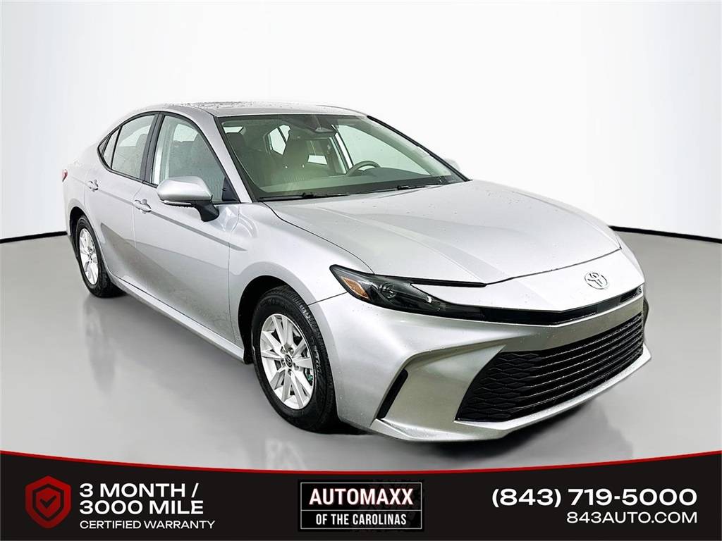 2025 Toyota Camry Hybrid LE