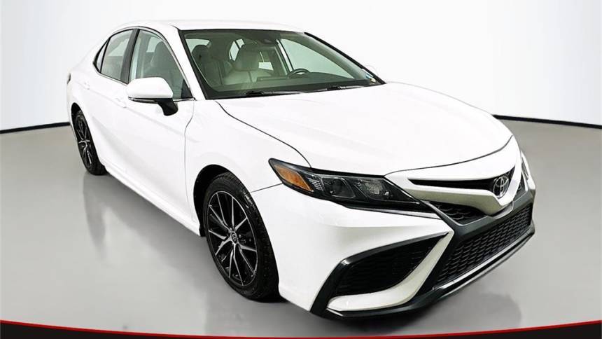 2022 Toyota Camry SE Nightshade — Sedan — 60,310 mi — Summerville, SC