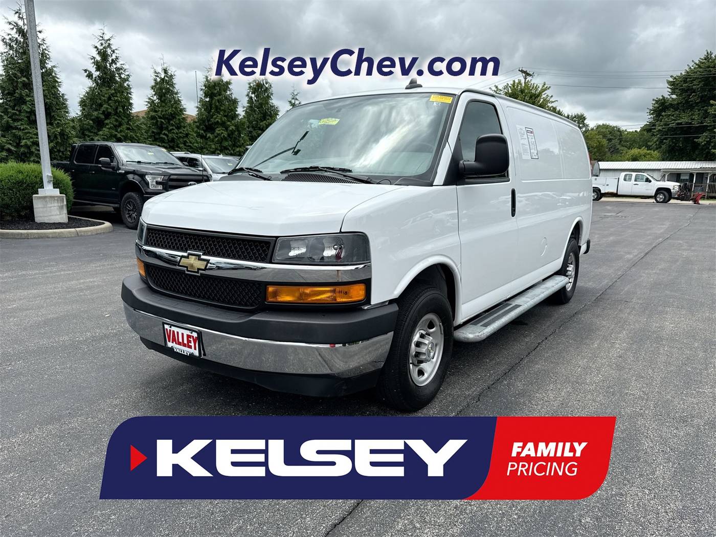 2023 Chevrolet Express Cargo Van Base — Cargo Van — 23,407 mi — Greendale, IN