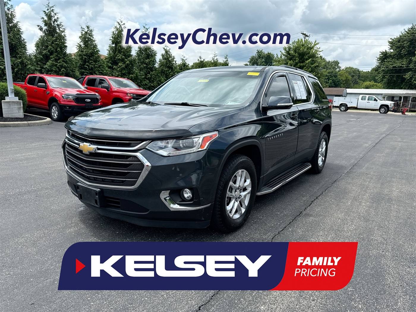 2019 Chevrolet Traverse LT Cloth — SUV — 90,001 mi — Greendale, IN