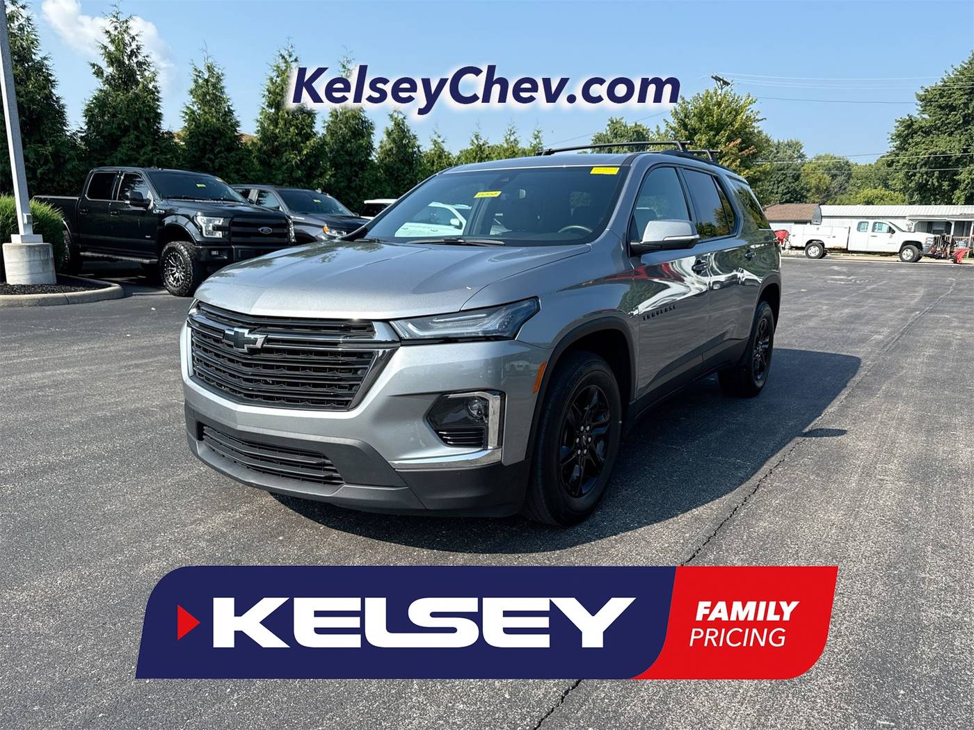 2023 Chevrolet Traverse LT Cloth — SUV — 46,090 mi — Greendale, IN
